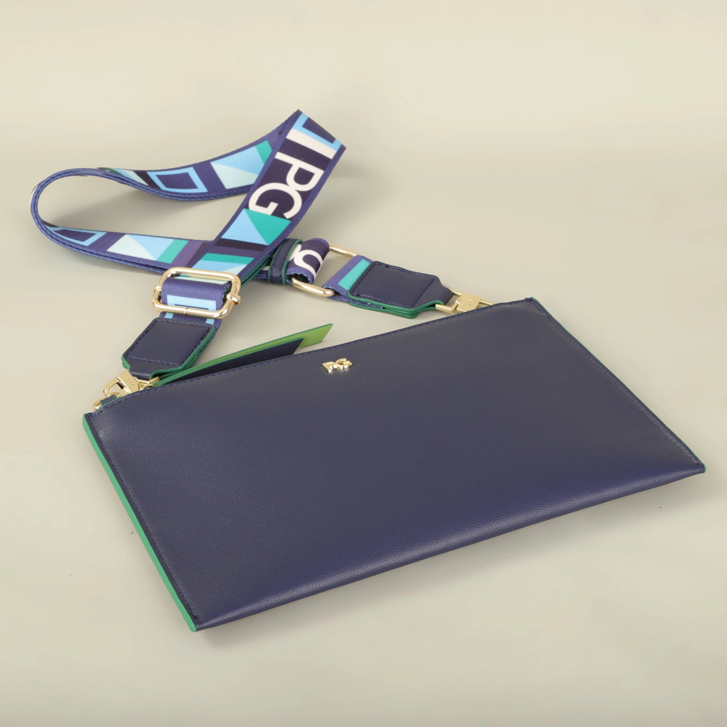 PG New Unisex Key Handheld Bag 2025 autumn and winter Business Commuter Party Handheld Bag Envelope bag